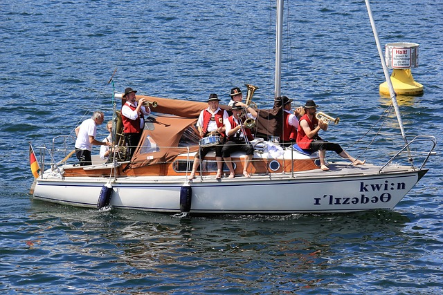 他在场上总 他在场上总